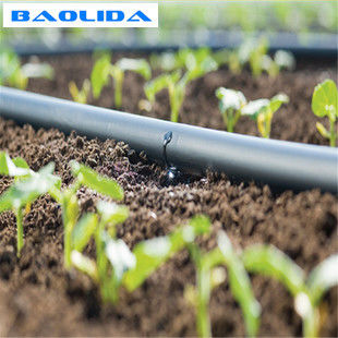 Plantas que crescem o sistema de irrigação da estufa do PVC da irrigação de gotejamento 1mm para a exploração agrícola
